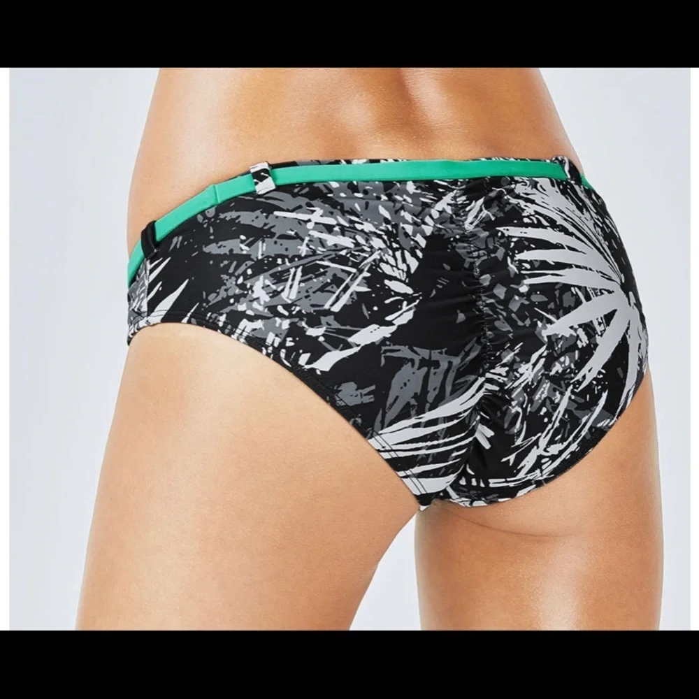 Fabletics Allison Cheeky Bottom bikini - Picture 7 of 9